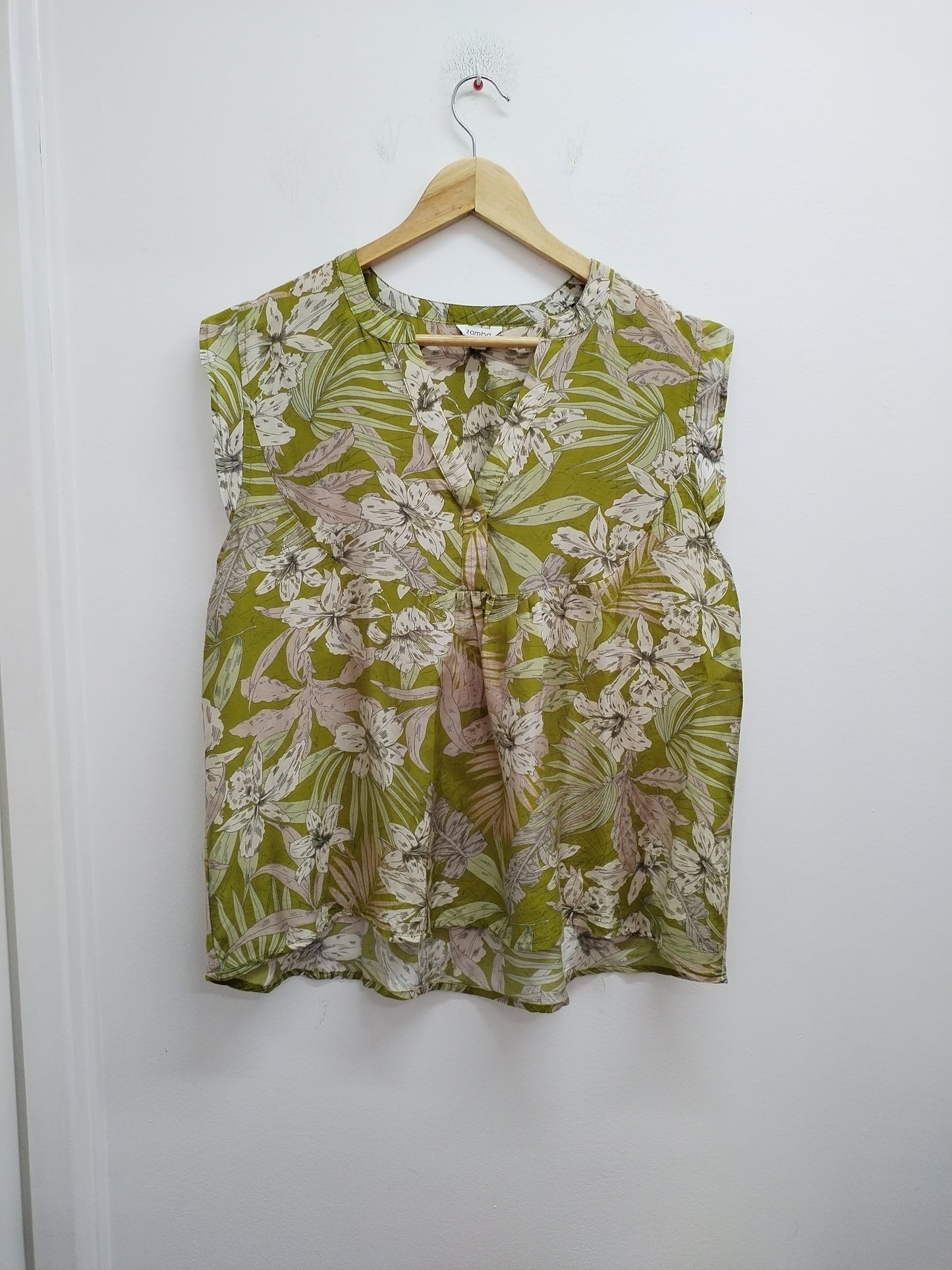Tunique manches courtes Zamba verte fleurie Taille 44