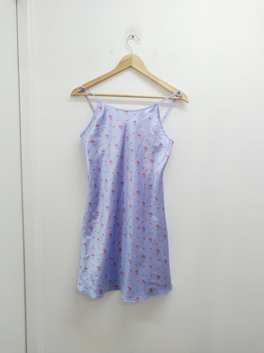Nuisette lavande à motifs "roses" Taille 38/40