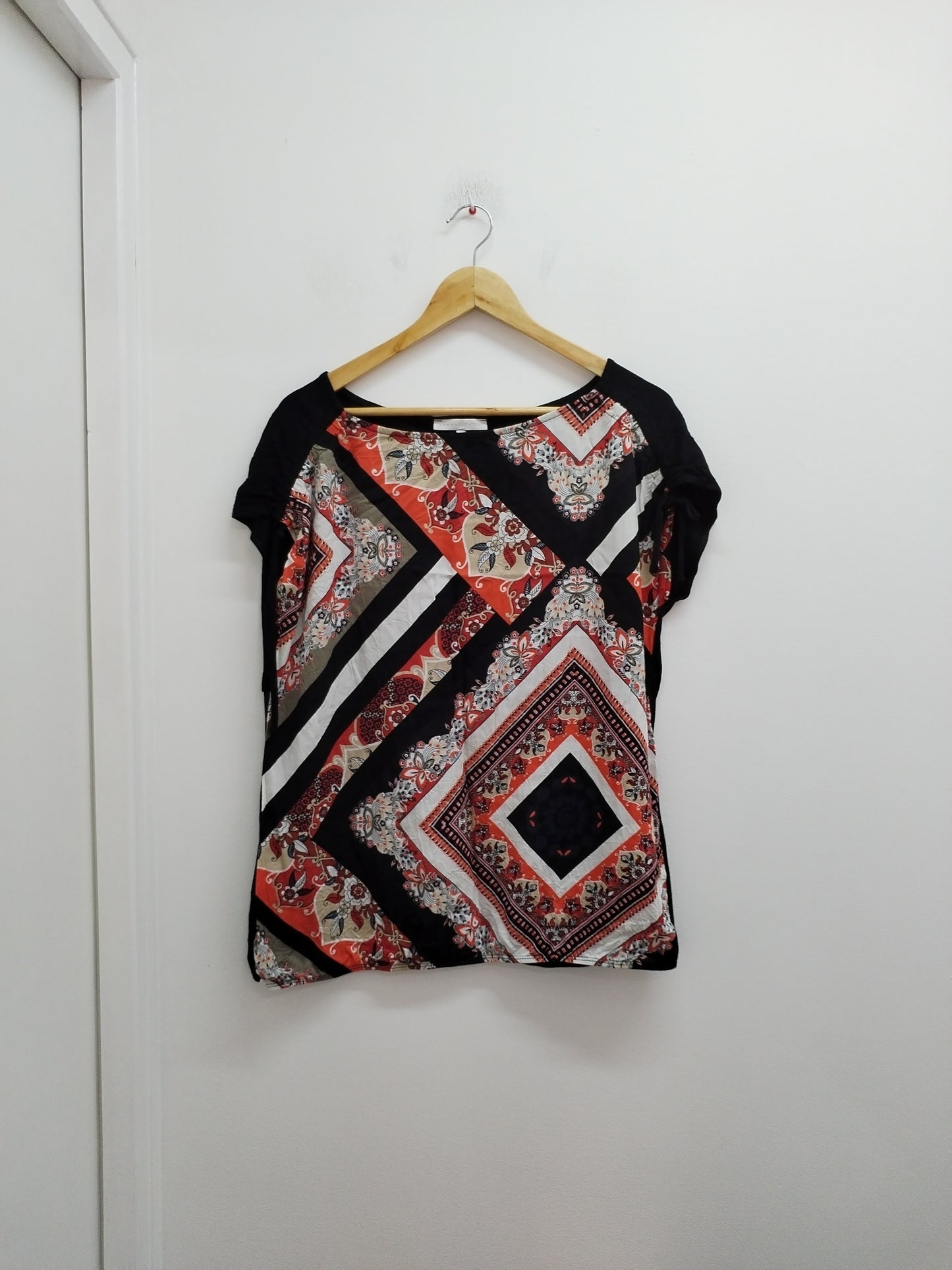 T-shirt Armand Thiery noir et imprimé Taille XL