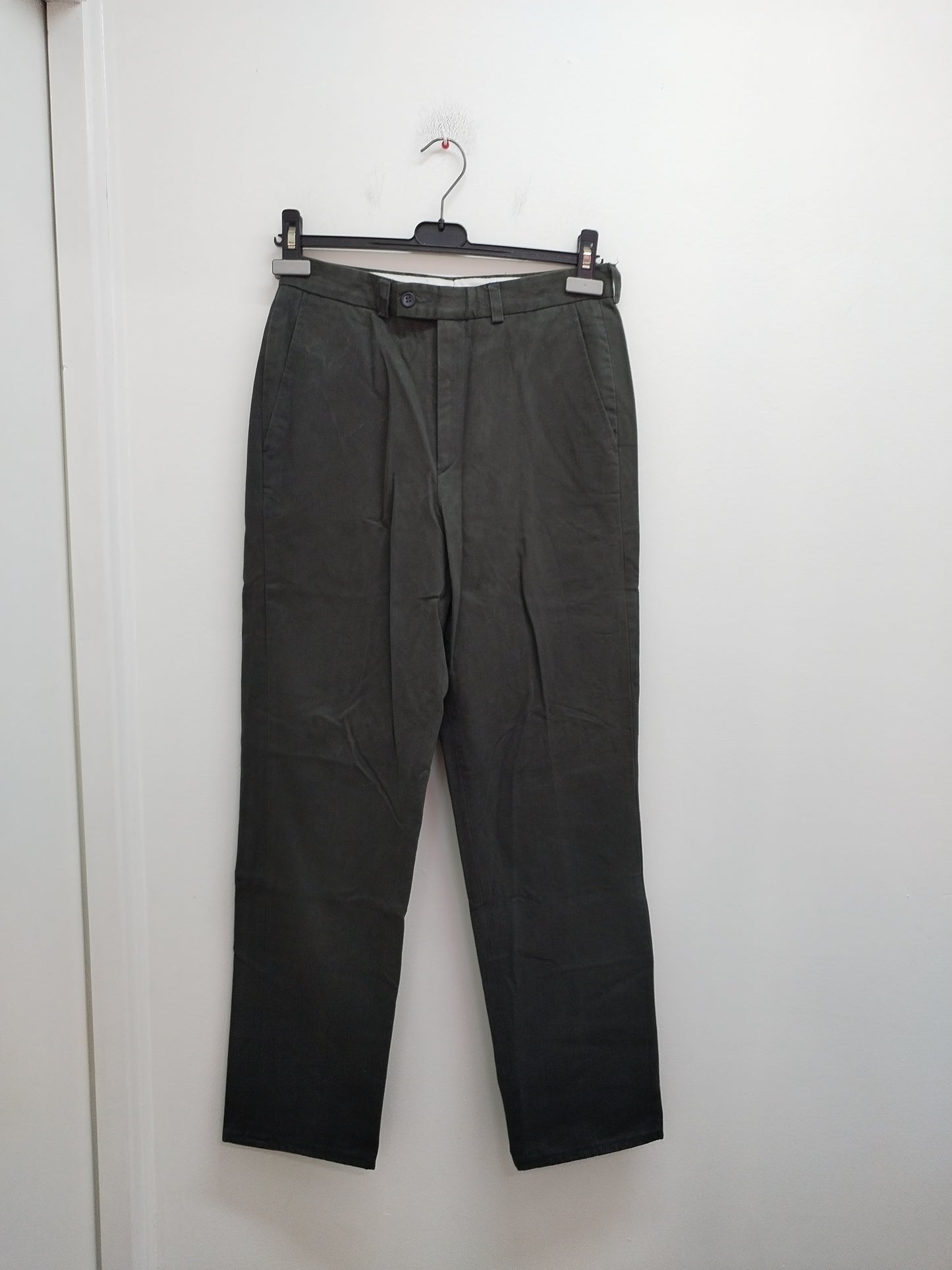 Pantalon Kiabi gris anthracite Taille 38