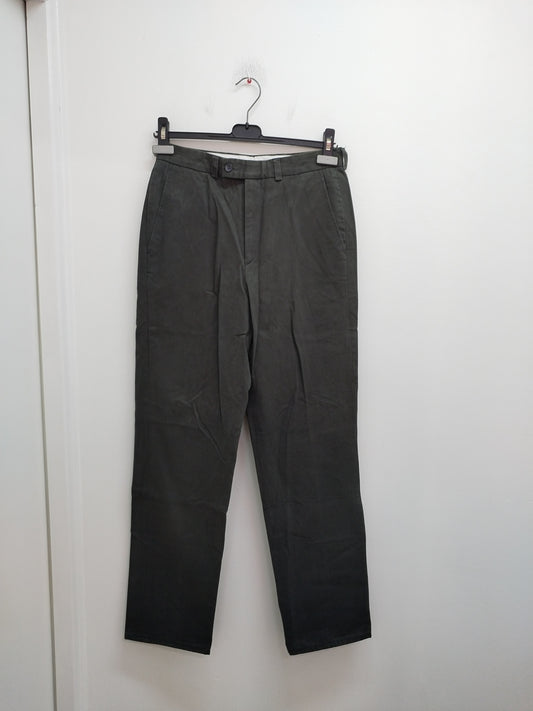 Pantalon Kiabi gris anthracite Taille 38