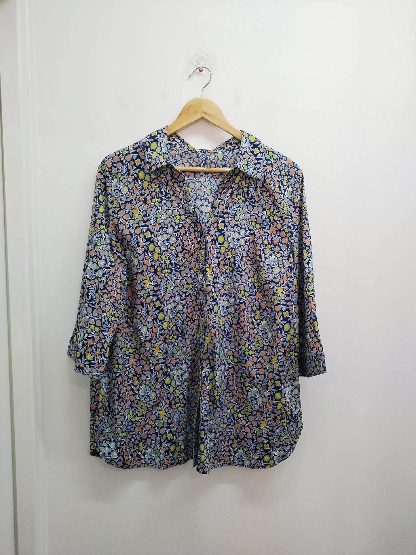 Chemise manches 3/4 Atelier marine fleurie Taille 48