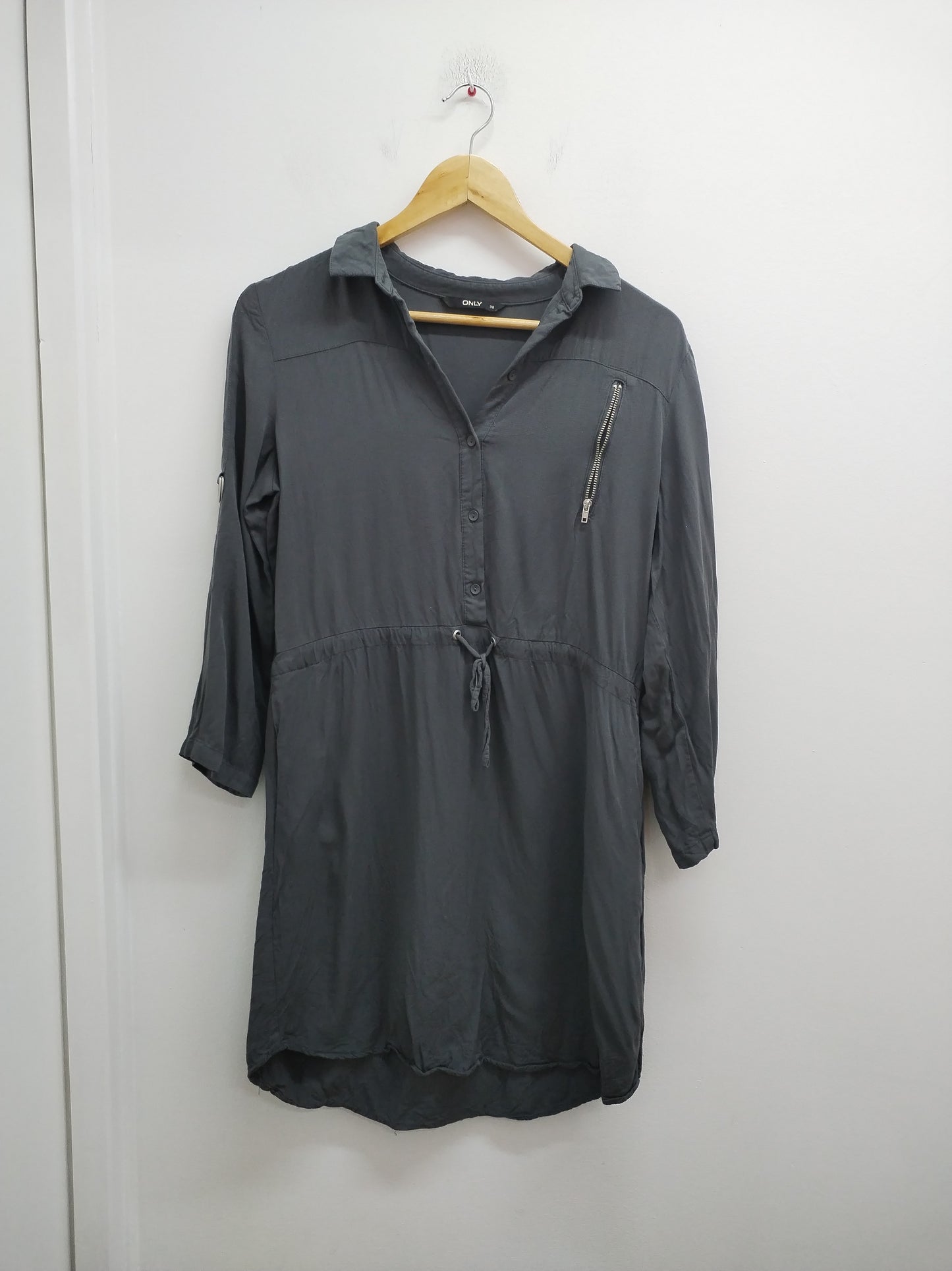 Robe manches longues Only grise anthracite Taille 38