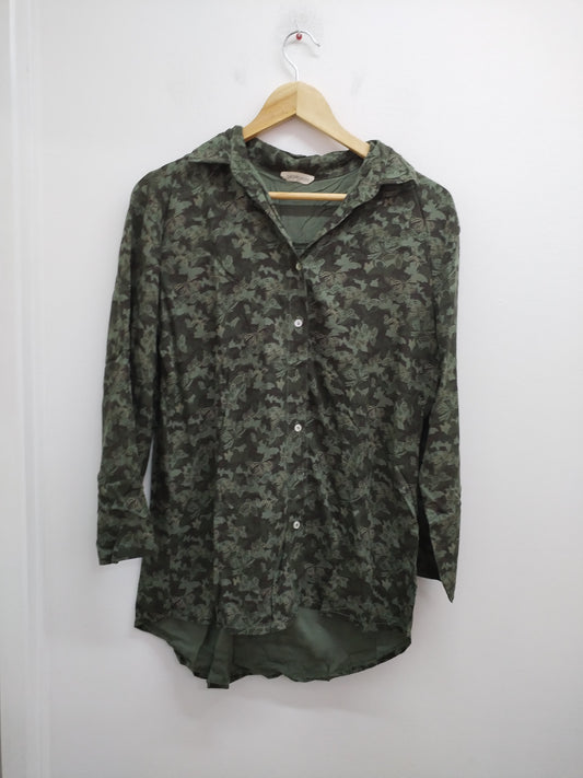 Chemise Cache-Cache kaki imprimée papillons Taille S