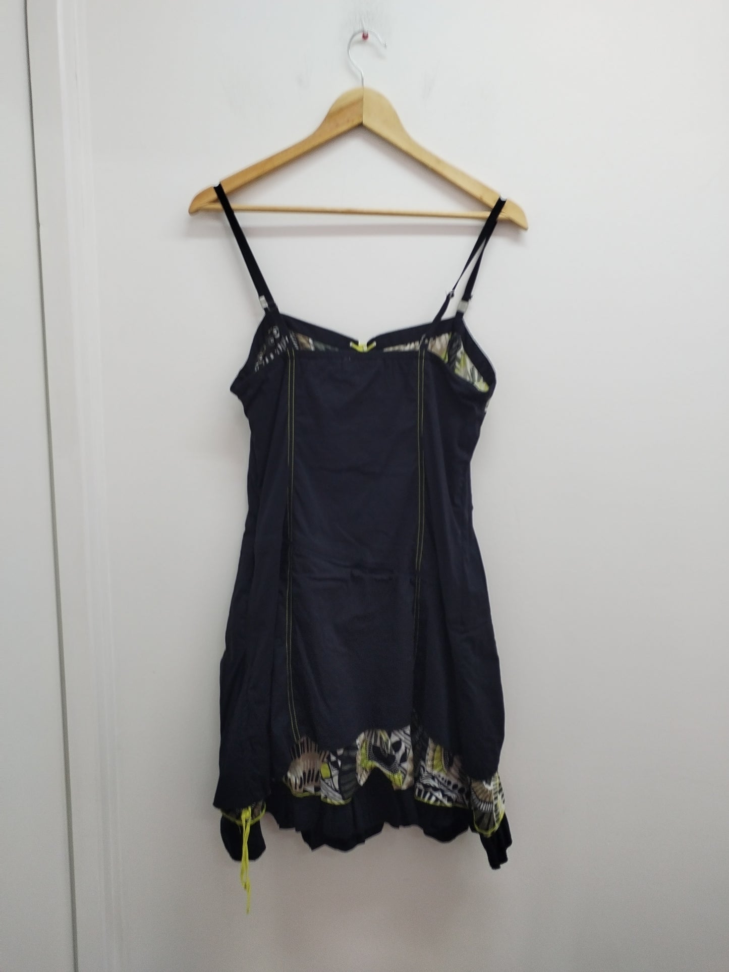 Robe à bretelles Cache-Cache noire et imprimé Taille 42