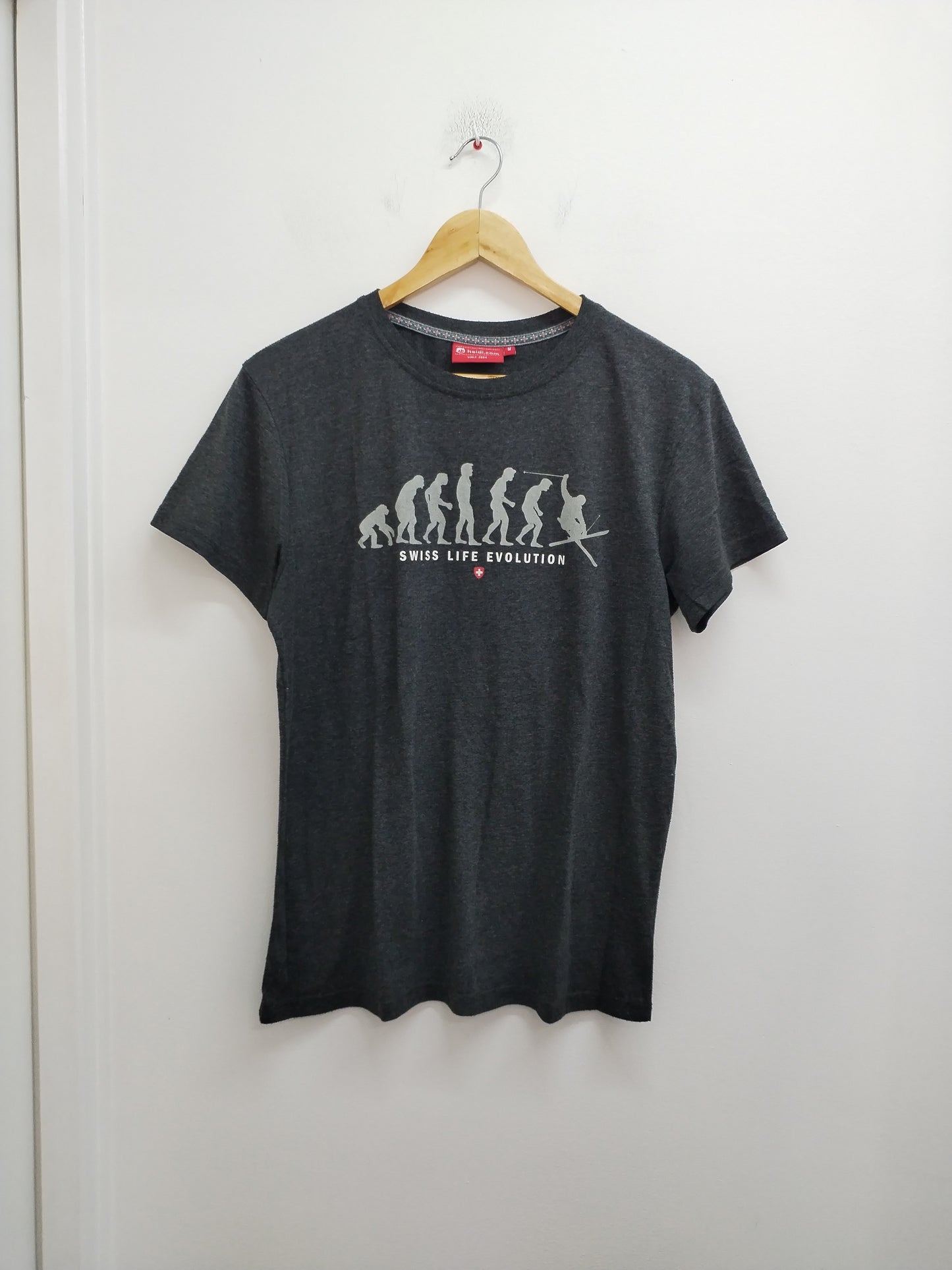 T-shirt Heidi gris anthracite avec impression Taille M