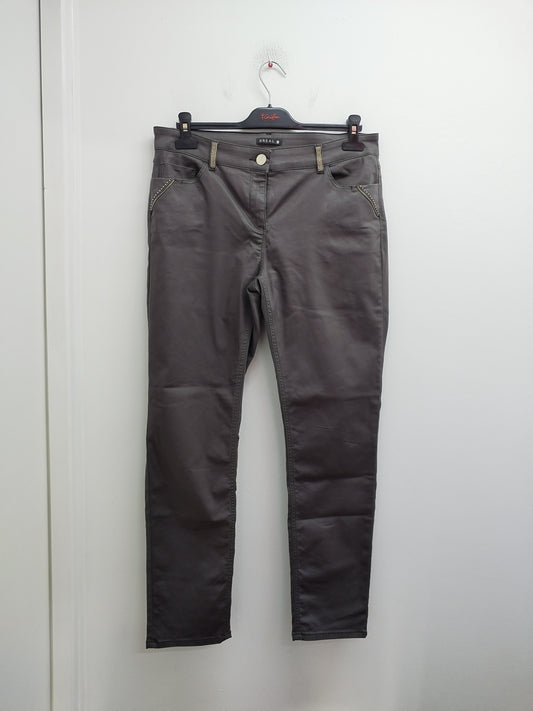 Jeans Bréal gris foncé avec strass Taille 44