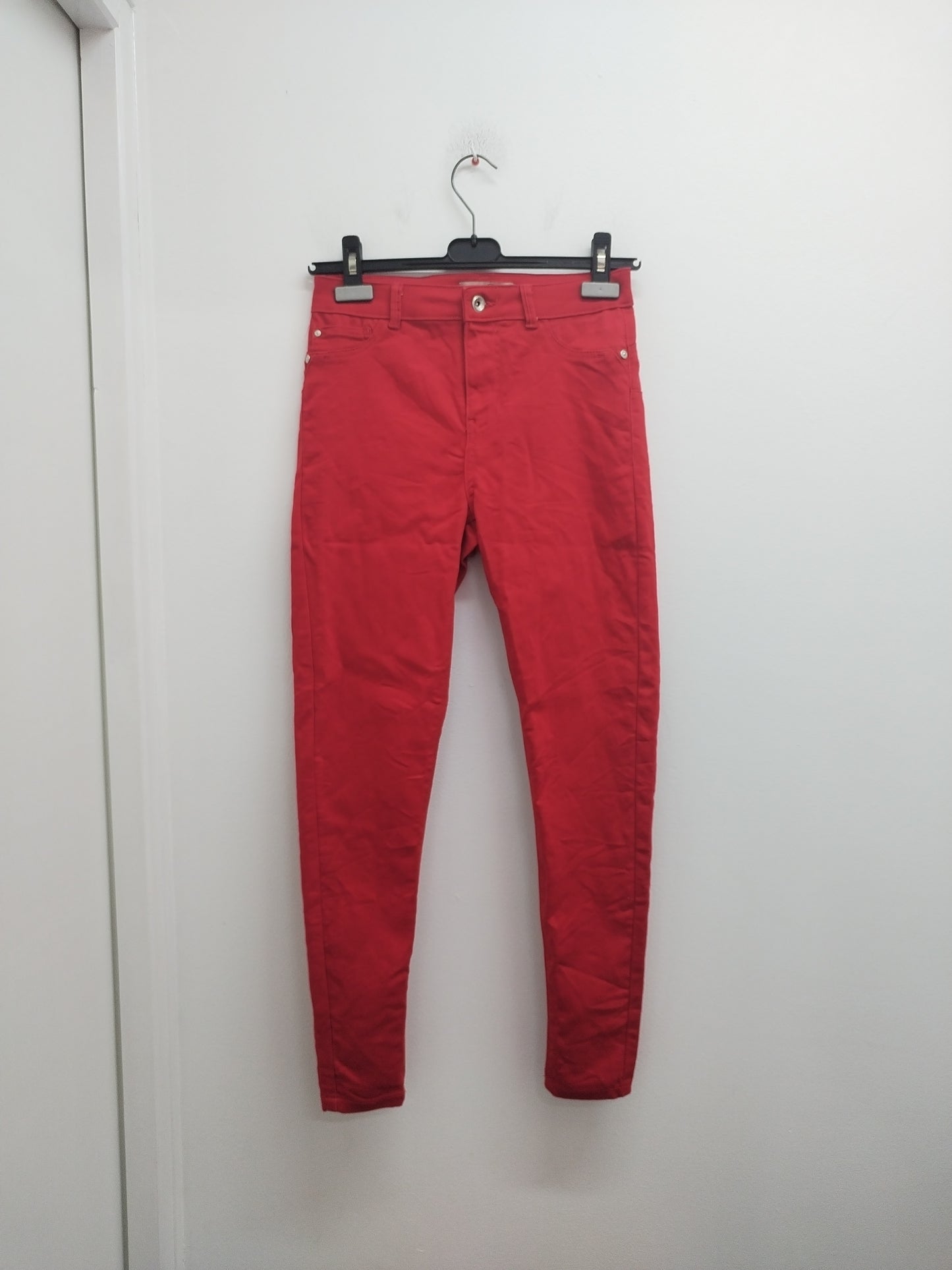Jeans Denim Co rouge Taille 36