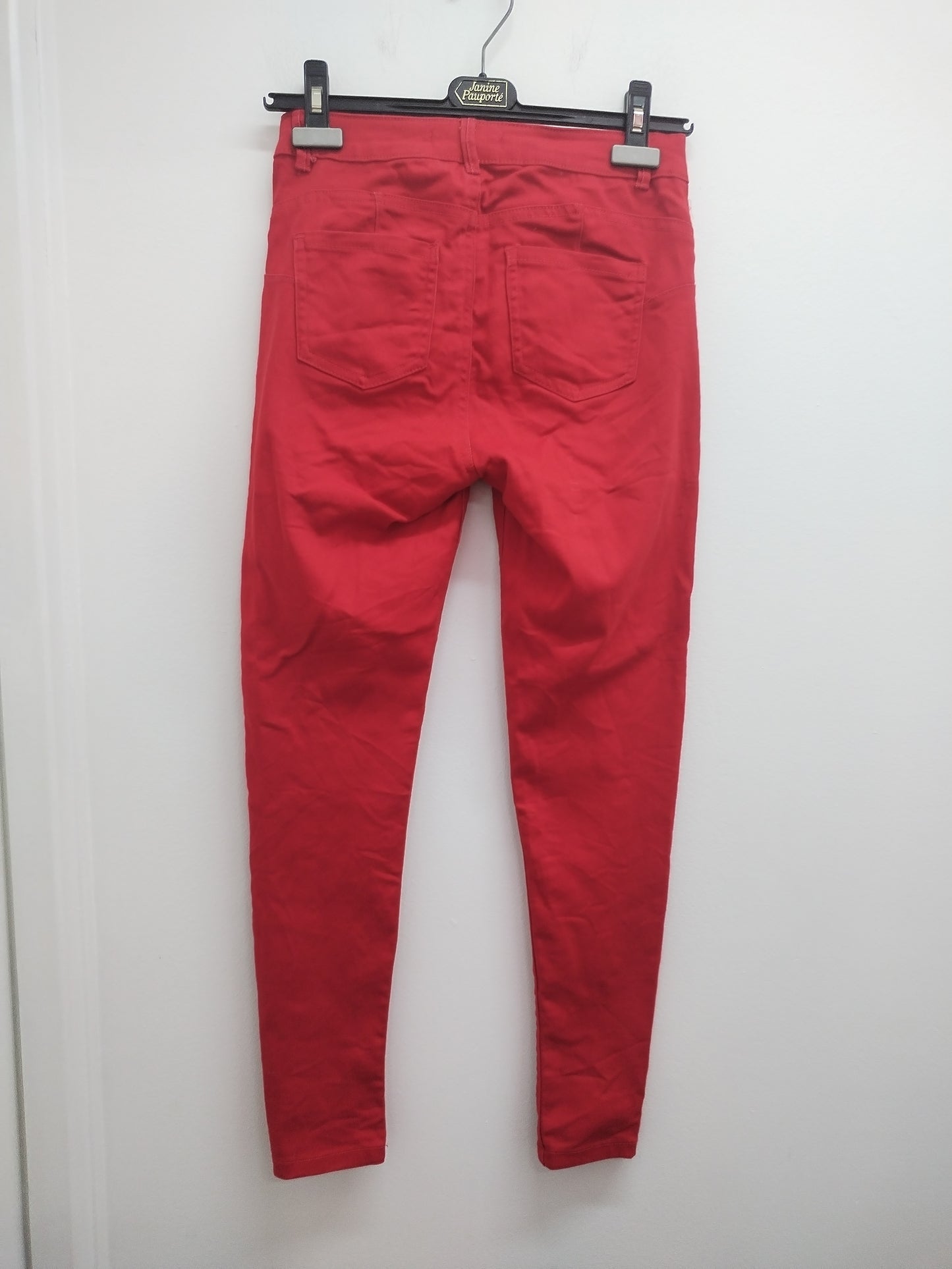 Jeans Denim Co rouge Taille 36