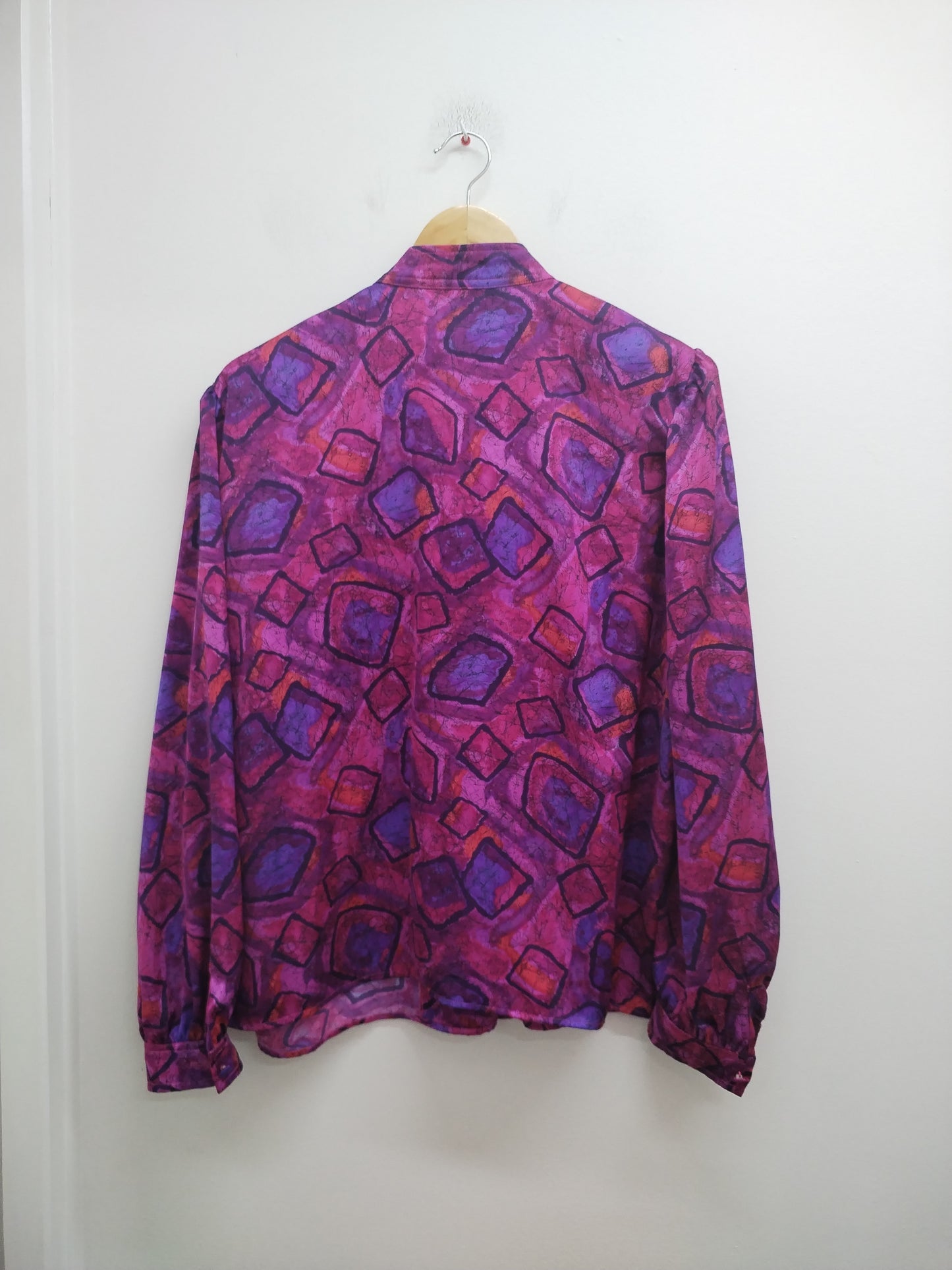 Chemise manches longues violette imprimée Taille L