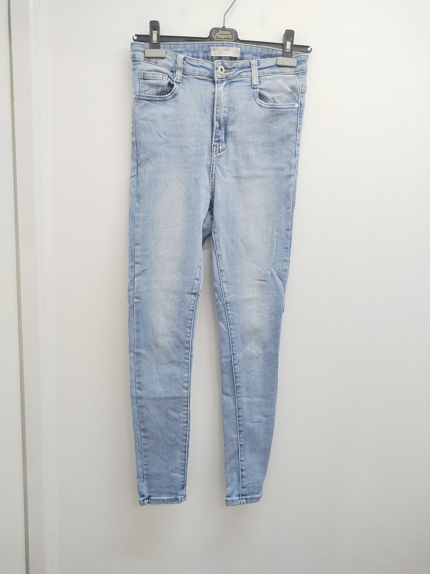 Jeans Hello Miss bleu clair délavé Taille 40
