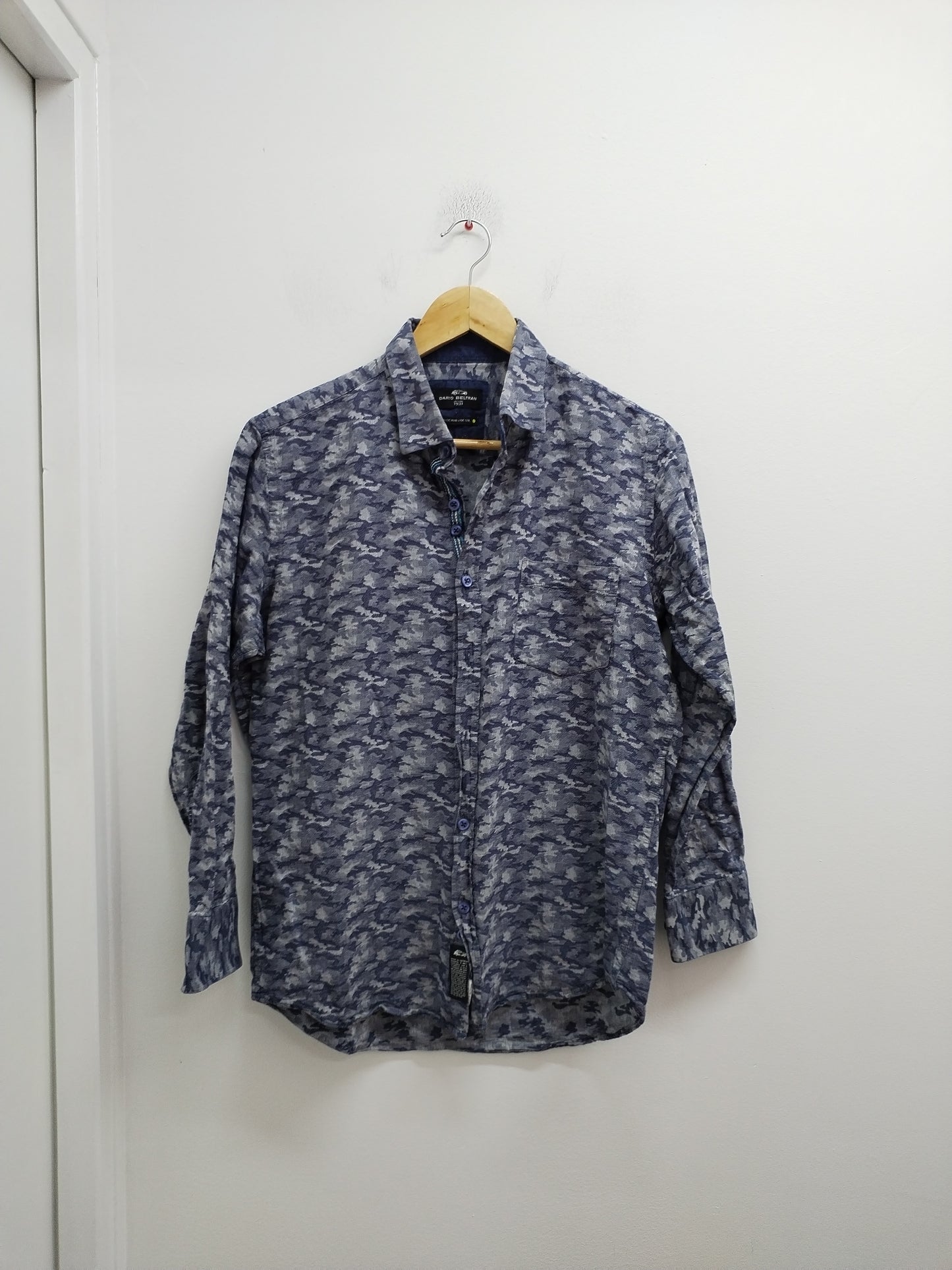 Chemise Dario Beltran bleue à motifs Taille M