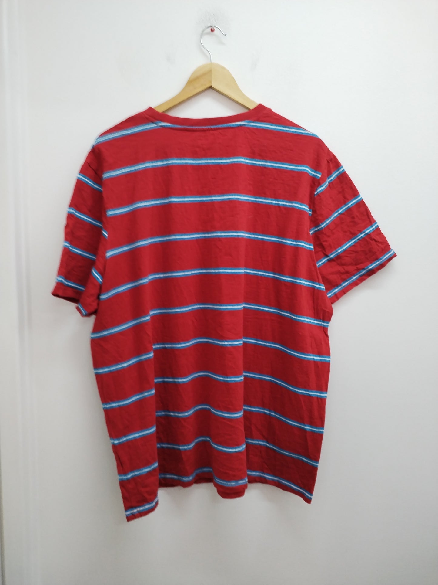 T-shirt Kiabi rayé rouge et bleu Taille 3XL