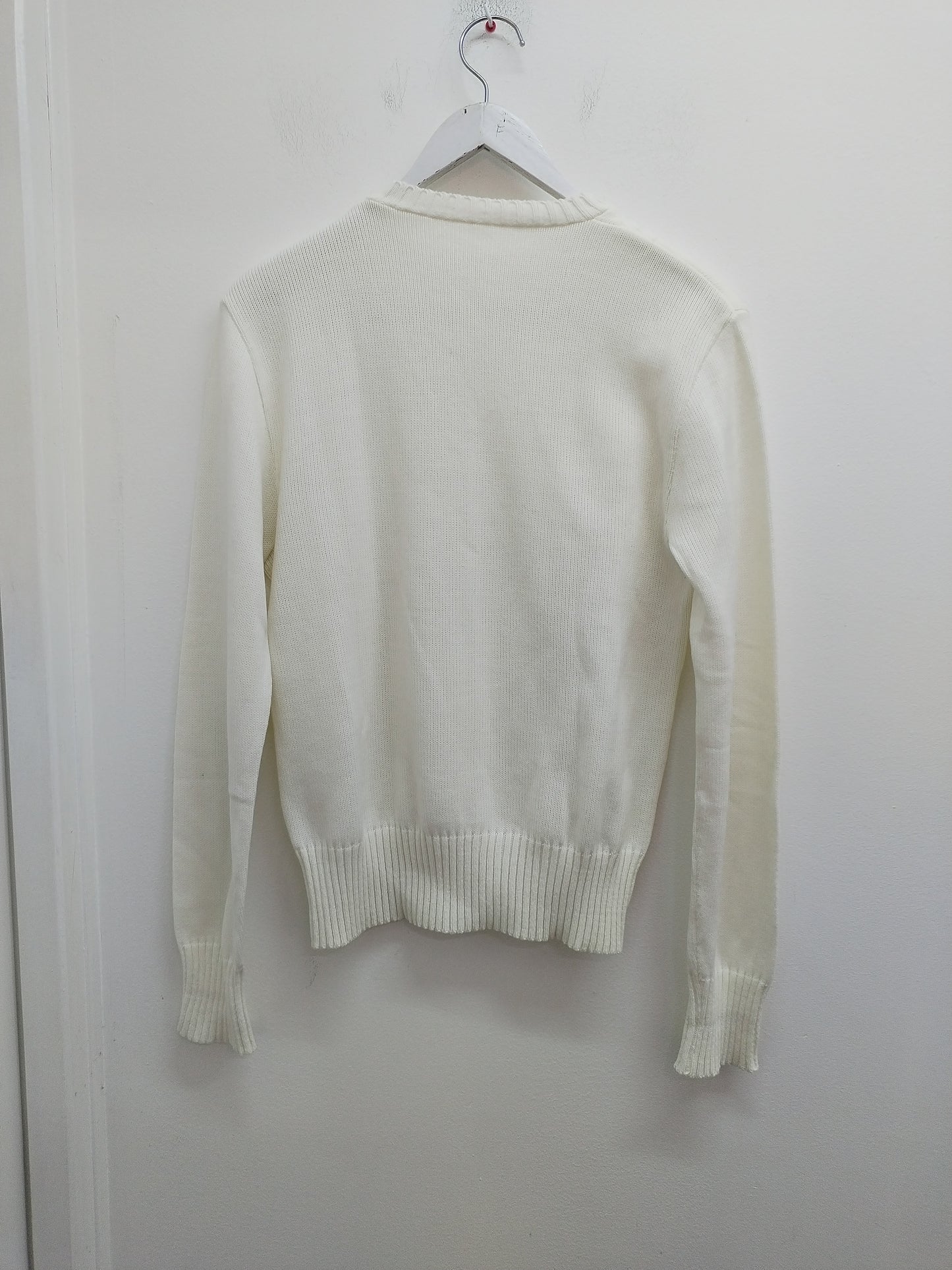Pull blanc avec torsades Taille 38