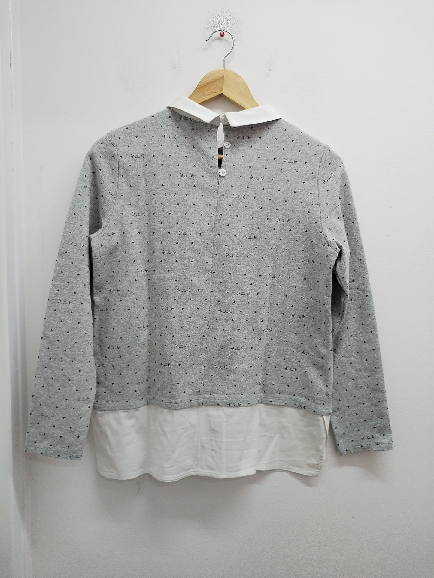 Pull chemise Cache-Cache gris et blanc à motifs Taille M
