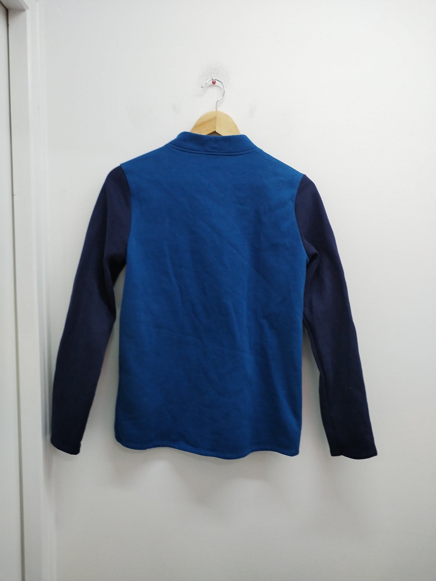 Sweat zippé Décathlon bleu et marine Taille 14/15 Ans