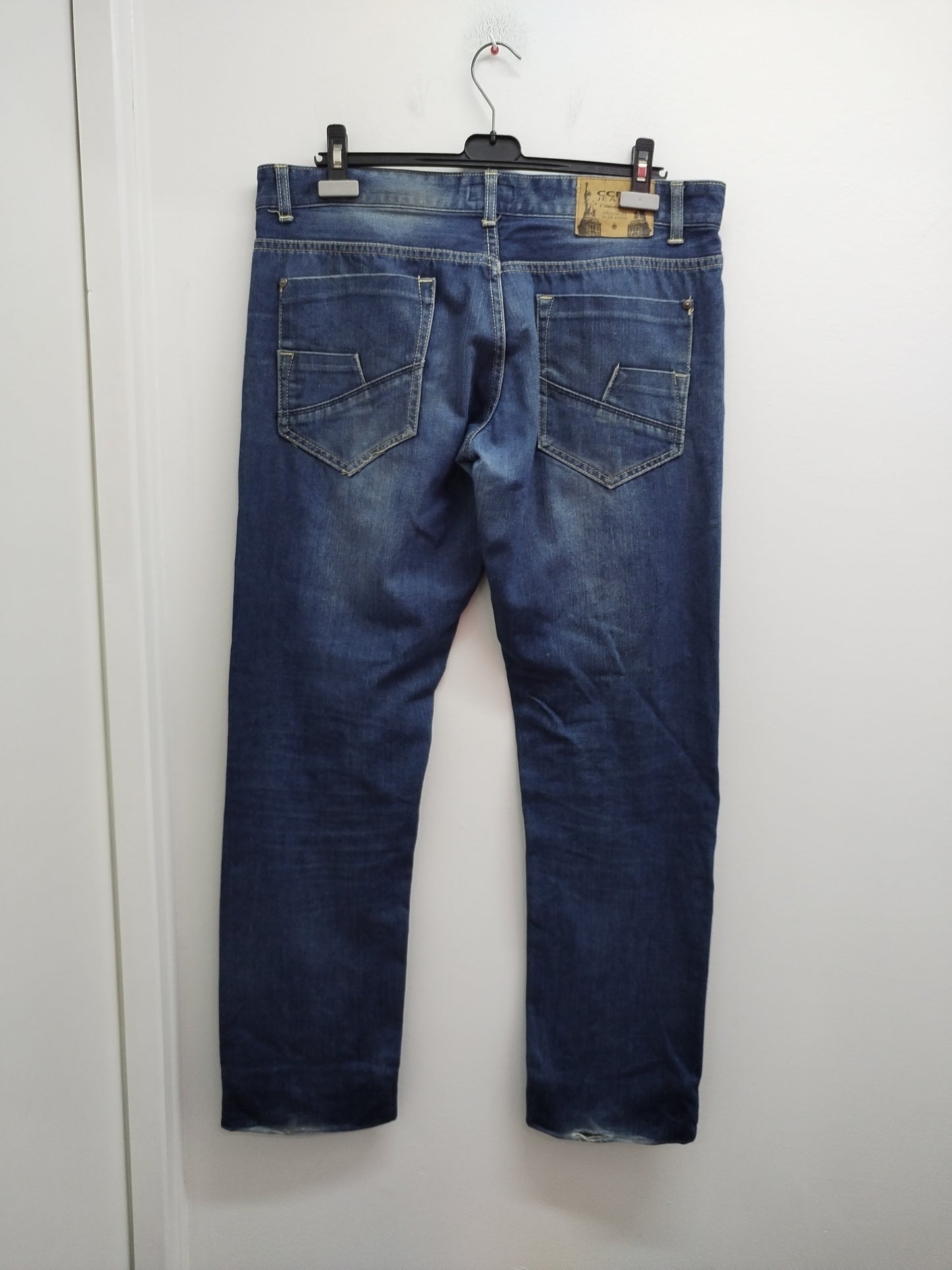 Jeans CCNT bleu délavé Taille 46