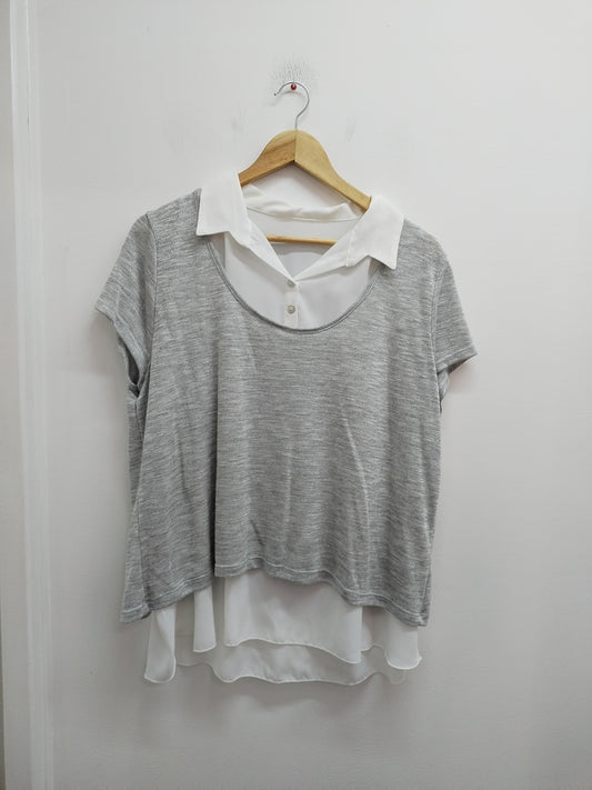 Pull chemise manches courtes gris argenté et blanc Taille L