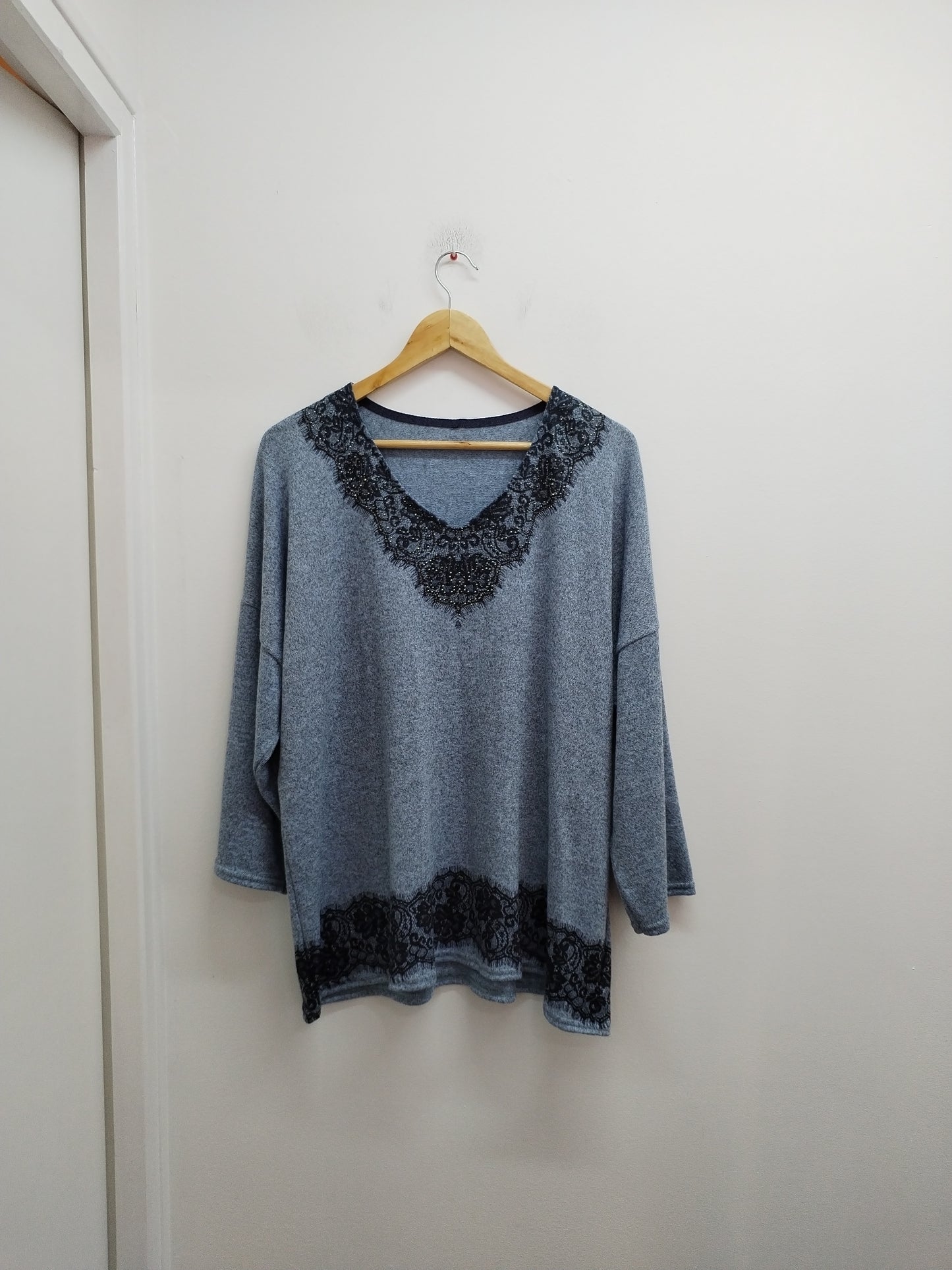 Pull fin manches 3/4 bleu chiné avec impression et strass Taille 2XL