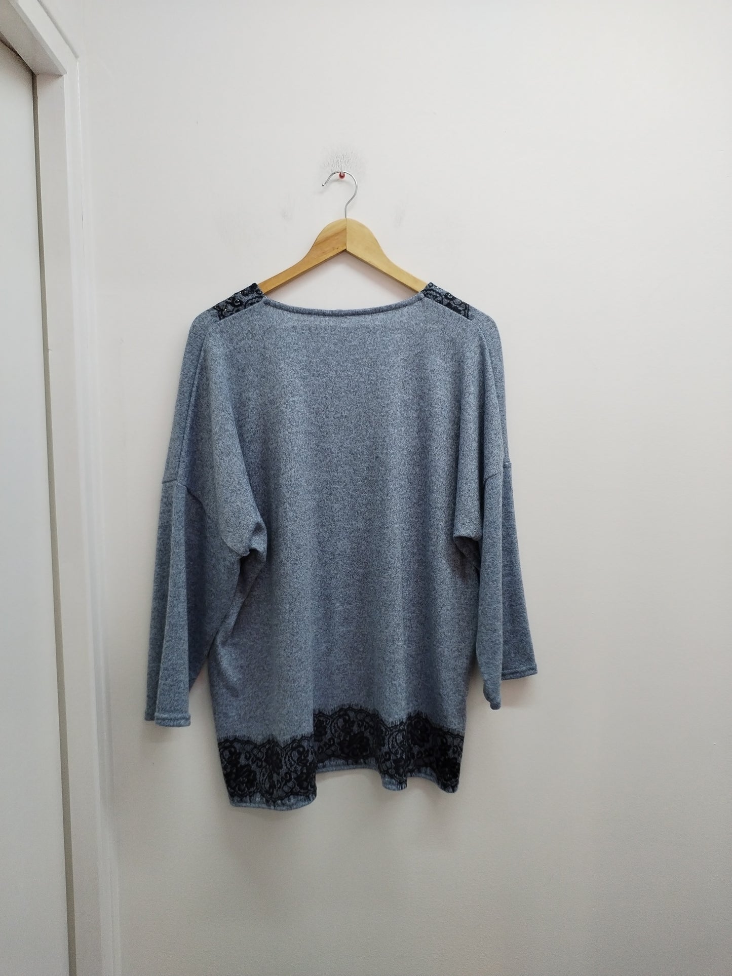 Pull fin manches 3/4 bleu chiné avec impression et strass Taille 2XL