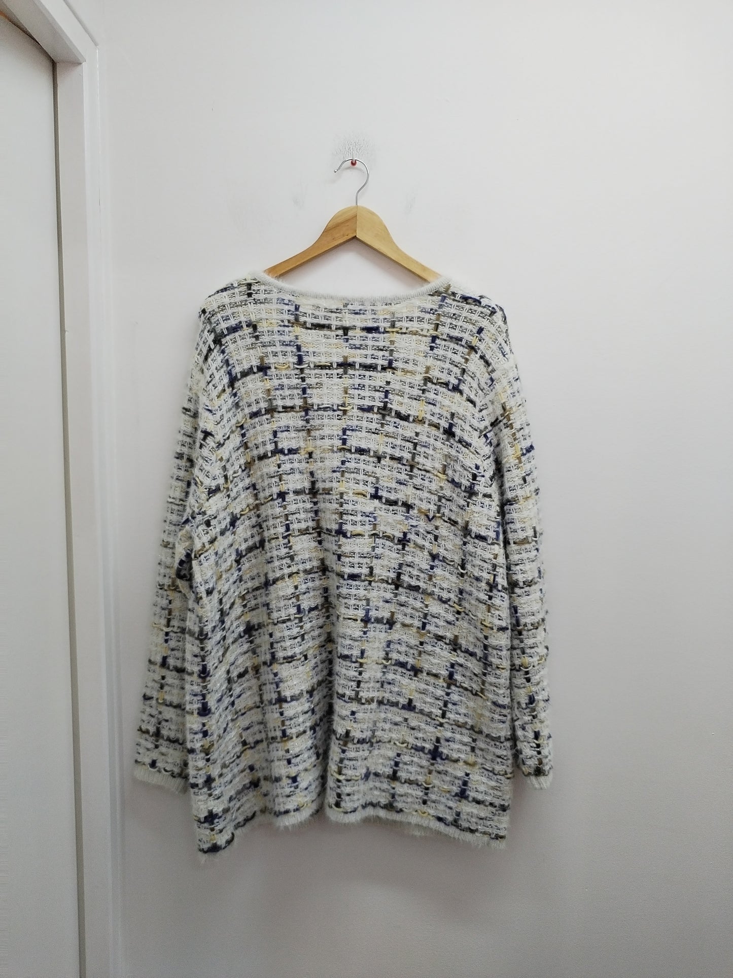 Gilet long grosses mailles blanc et argenté Taille XL/XXL