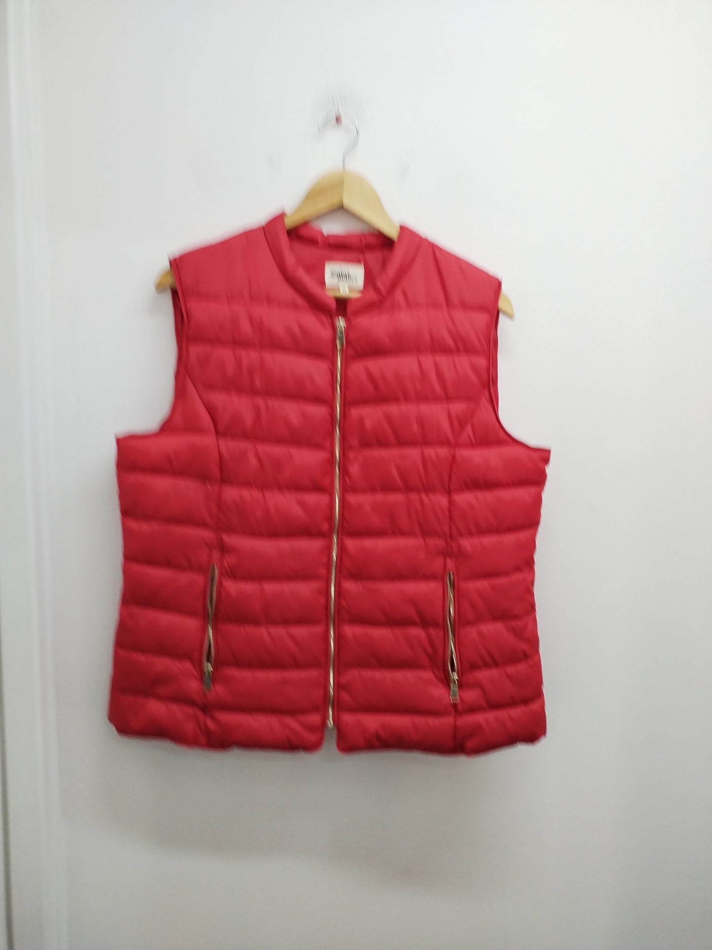 Doudoune sans manche Grain de Malice rouge Taille 44