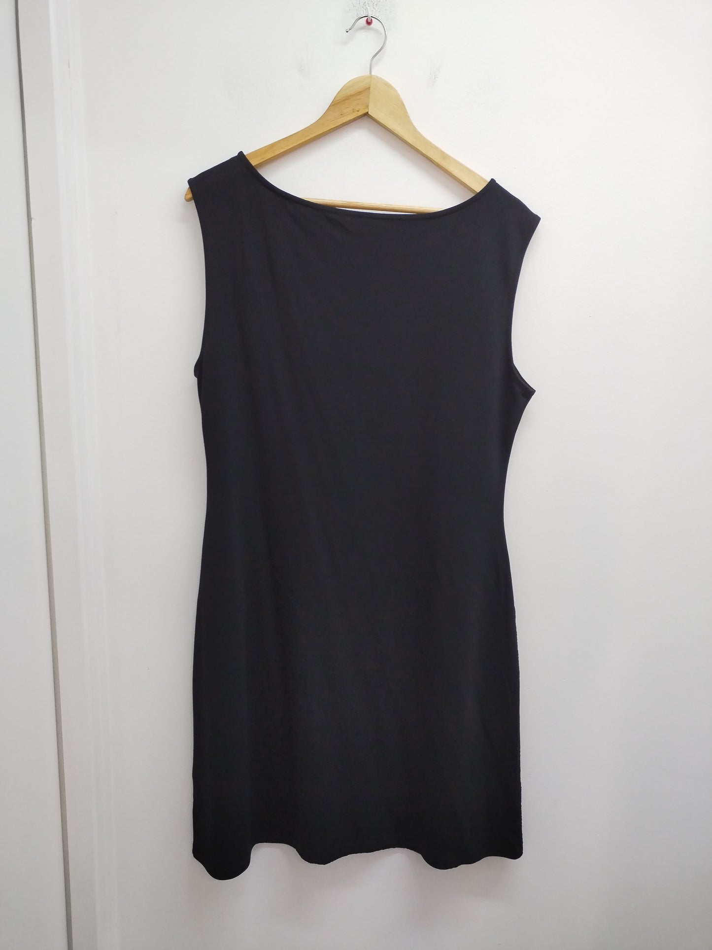 Robe sans manche noire Taille L