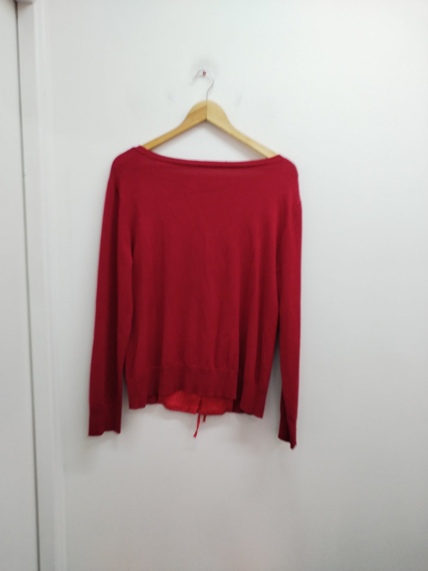 Pull fin rouge avec dentelle Taille M