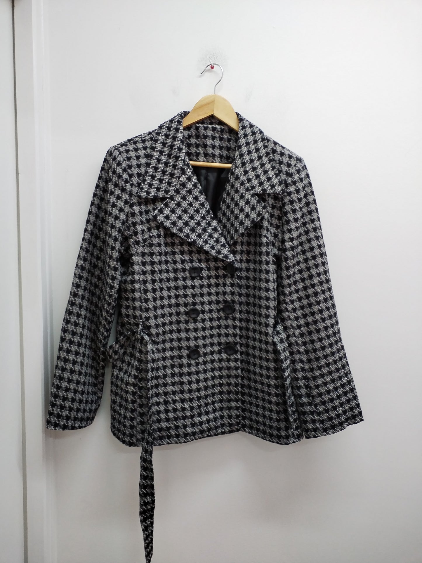 Veste à carreaux noirs et blancs Taille 40/42