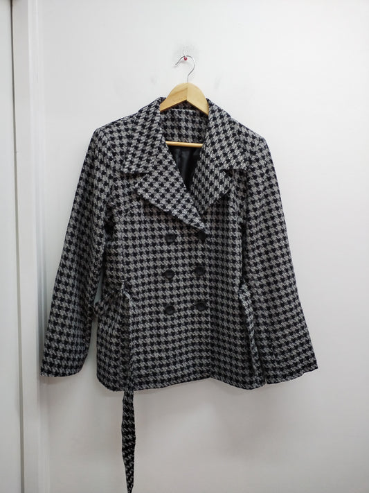 Veste à carreaux noirs et blancs Taille 40/42