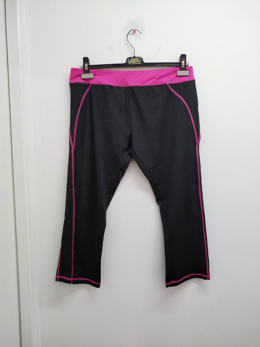 Pantacourt de sport noir et rose Taille L