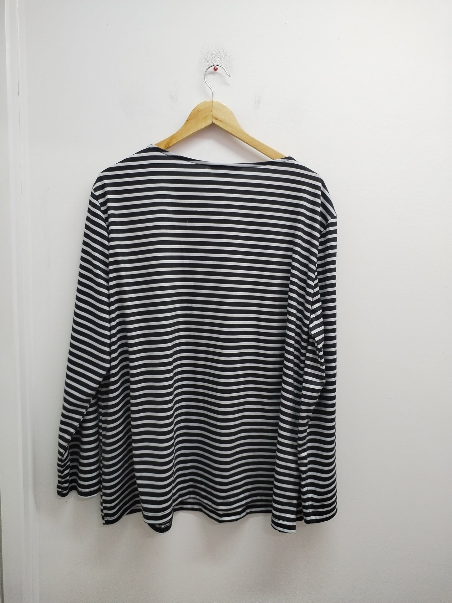 Tunique manches longues rayée noire et blanche avec impression Taille 52