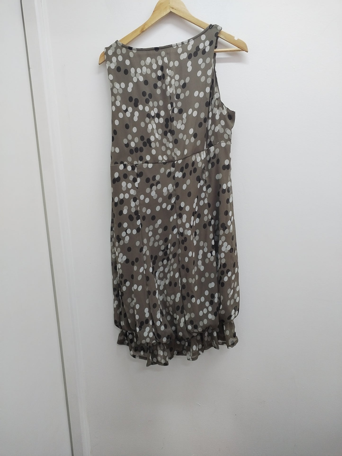 Robe sans manche marron à pois Taille XL