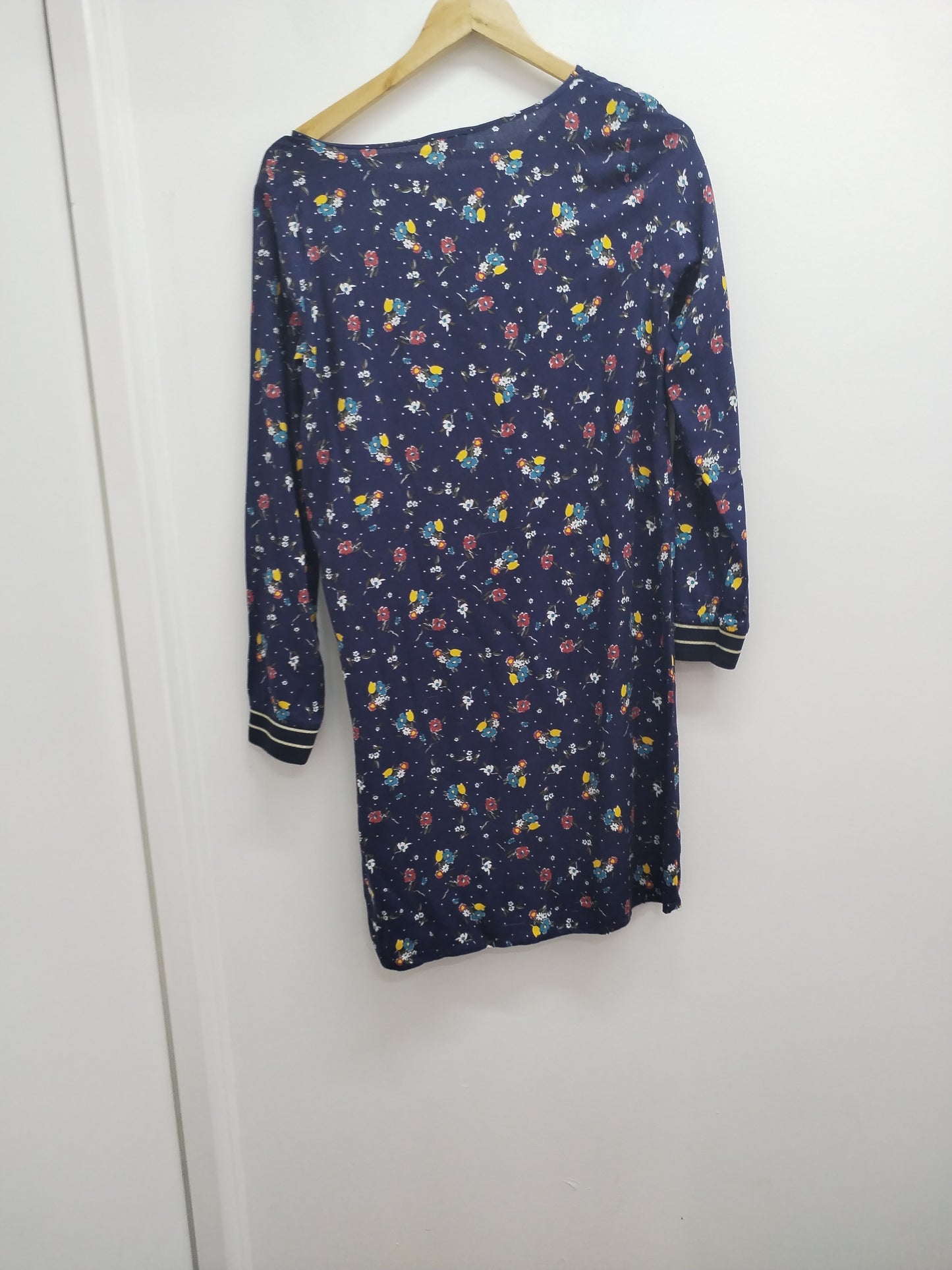 Robe manches longues C'est beau la Vie! marine fleurie Taille 38