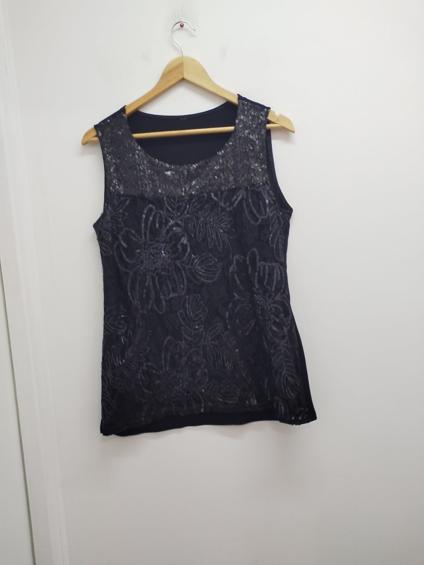 Débardeur noir avec sequins brillants Taille L