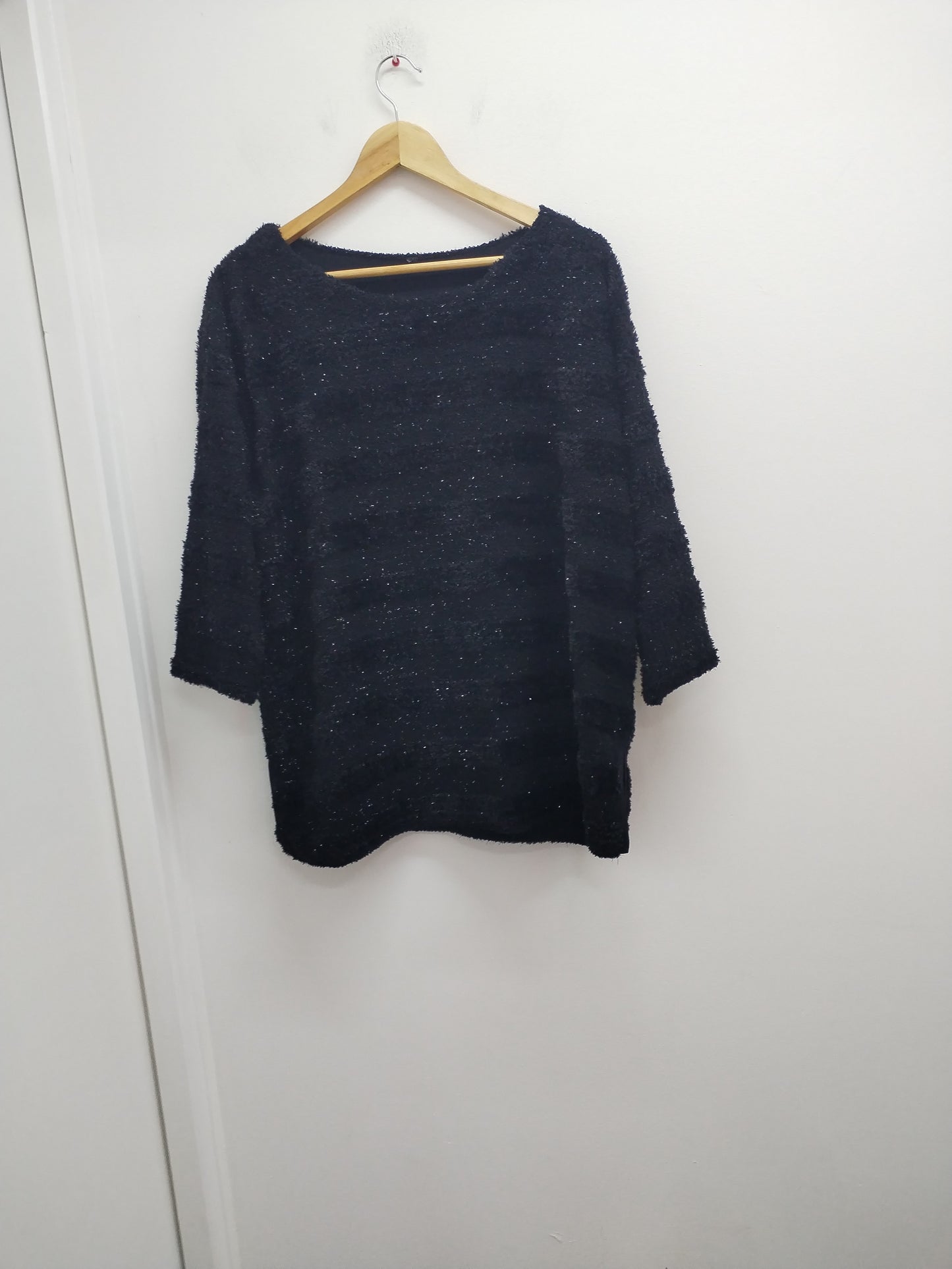 Pull manches 3/4 maille poilue noir brillant Taille 2XL