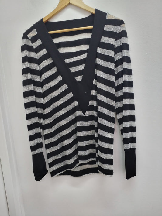 Pull fin C&A rayé noir et argenté Taille L