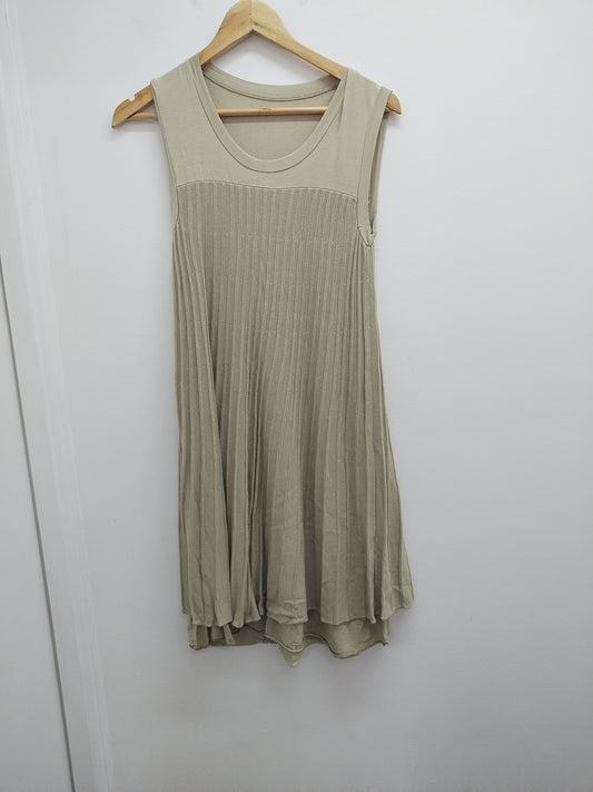 Robe sans manche La Fée beige Taille M