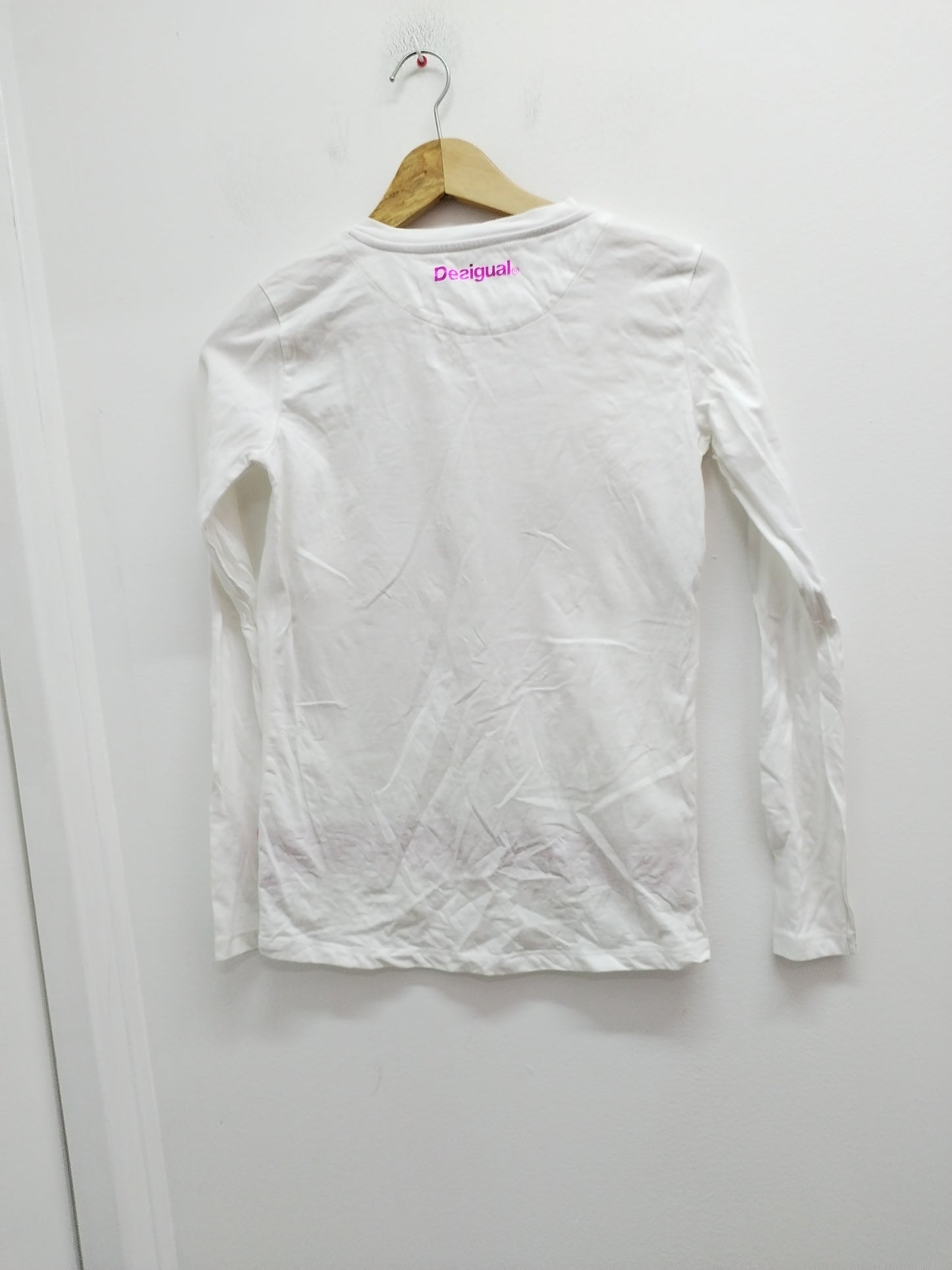 T-shirt manches longues Desigual blanc avec impression et sequins Taille 11/12 Ans