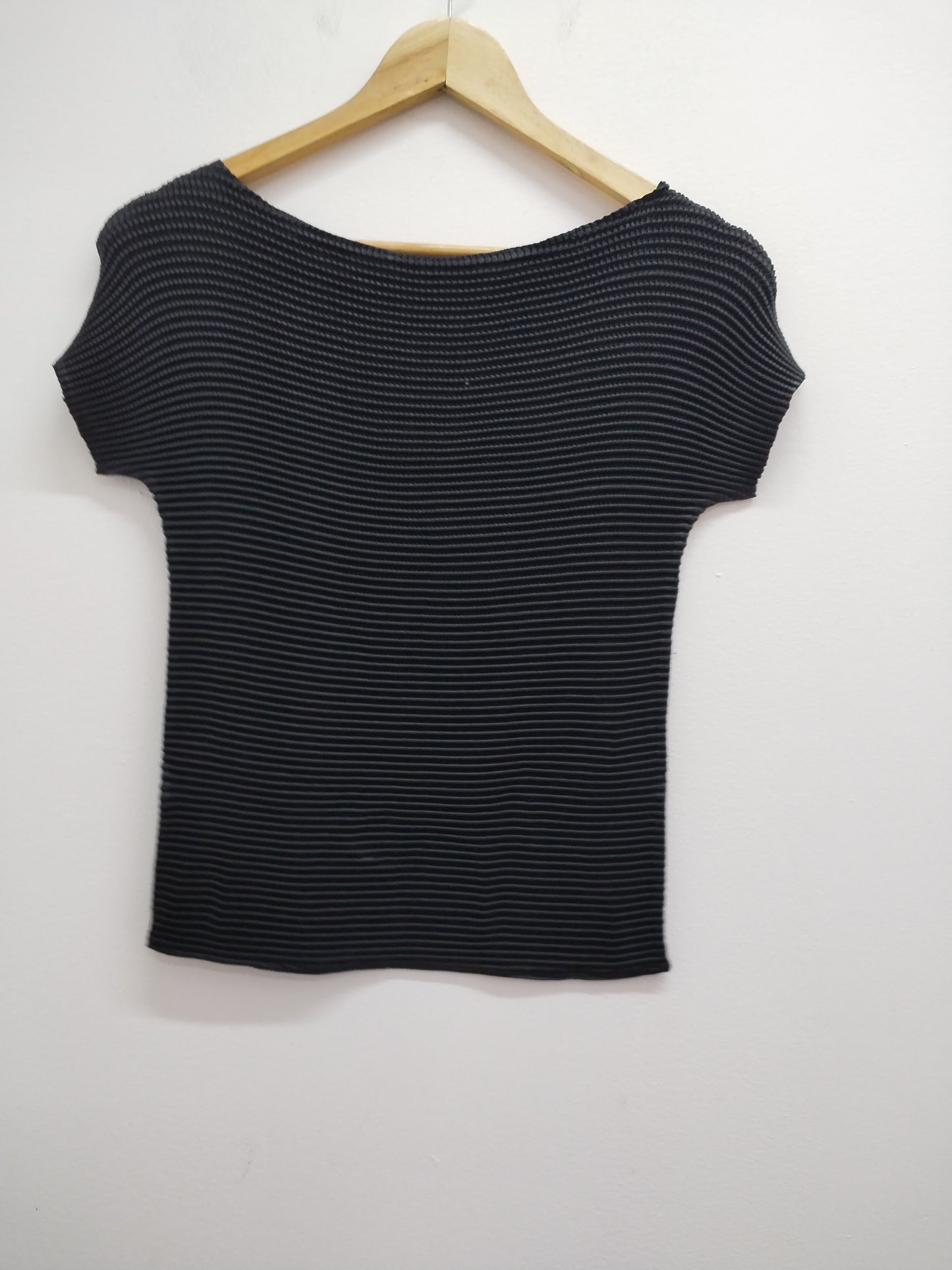 Tunique manches courtes noire avec sequins Taille XS