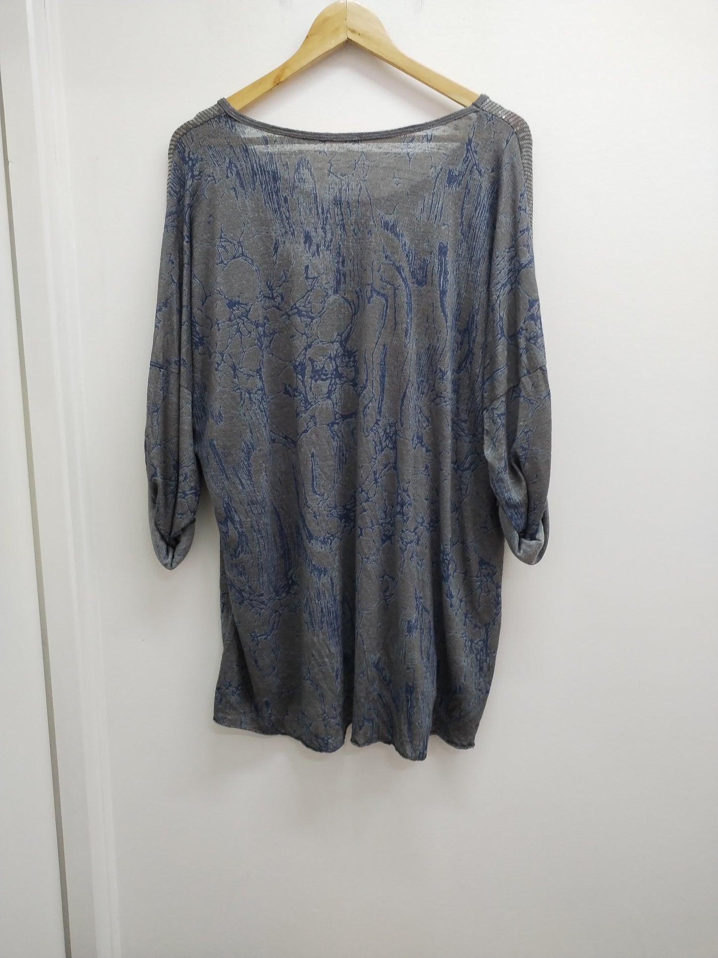 Pull fin manches 3/4 gris et bleu avec strass Taille 3XL