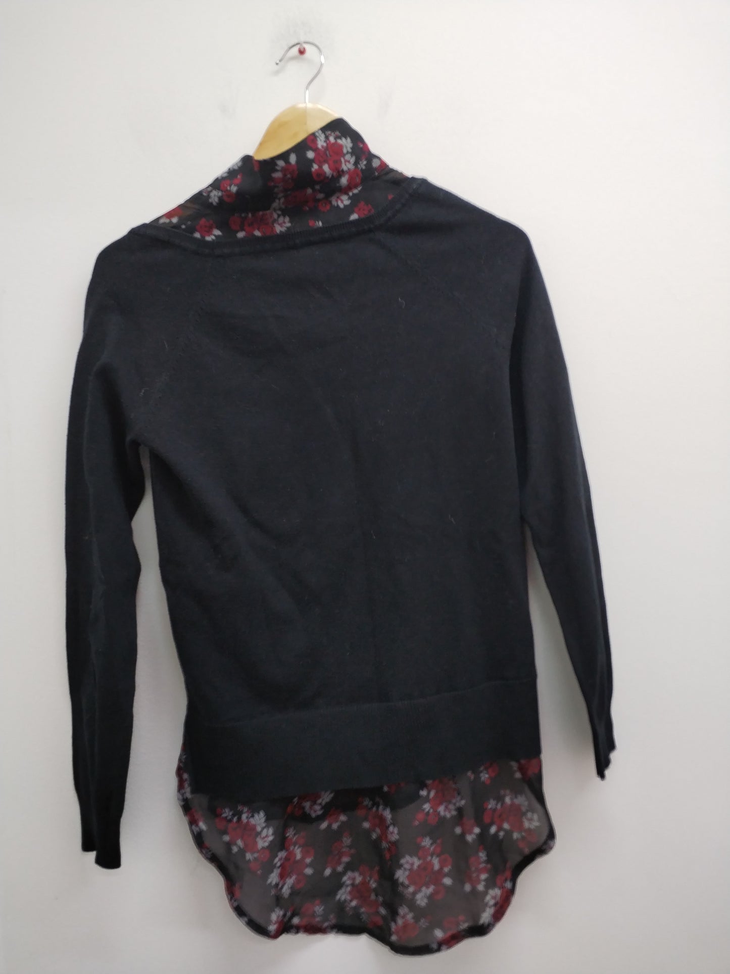 Pull chemise Kiabi noir fleuri Taille M