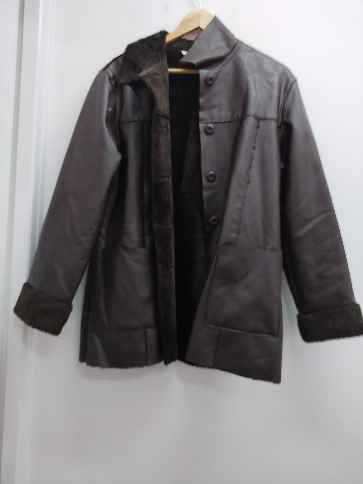 Manteau Machin Chose fourré et similicuir marron Taille M