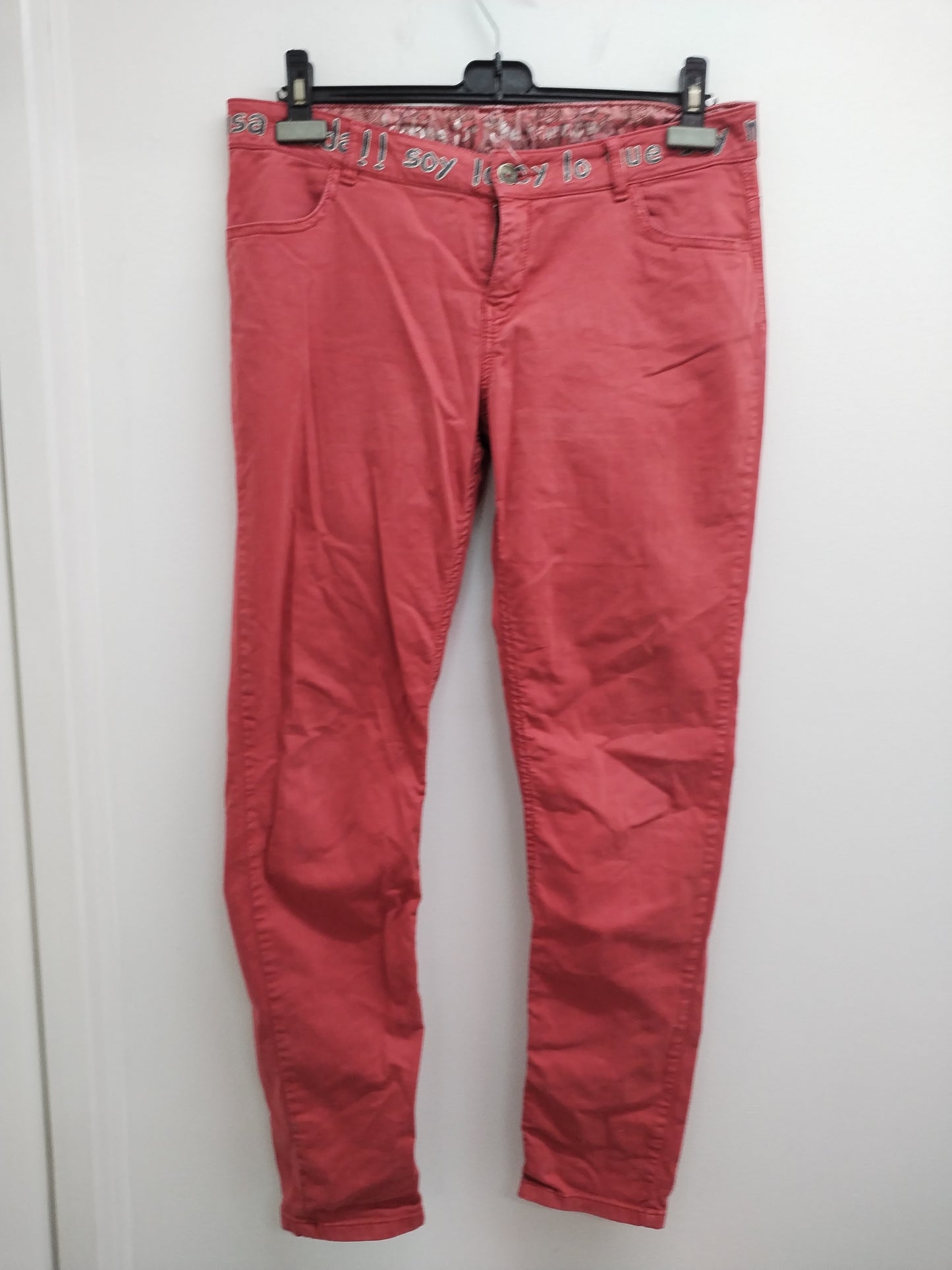 Pantalon Desigual rouge Taille 44