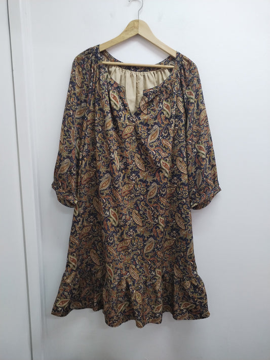 Robe manches 3/4 à motifs Taille XL
