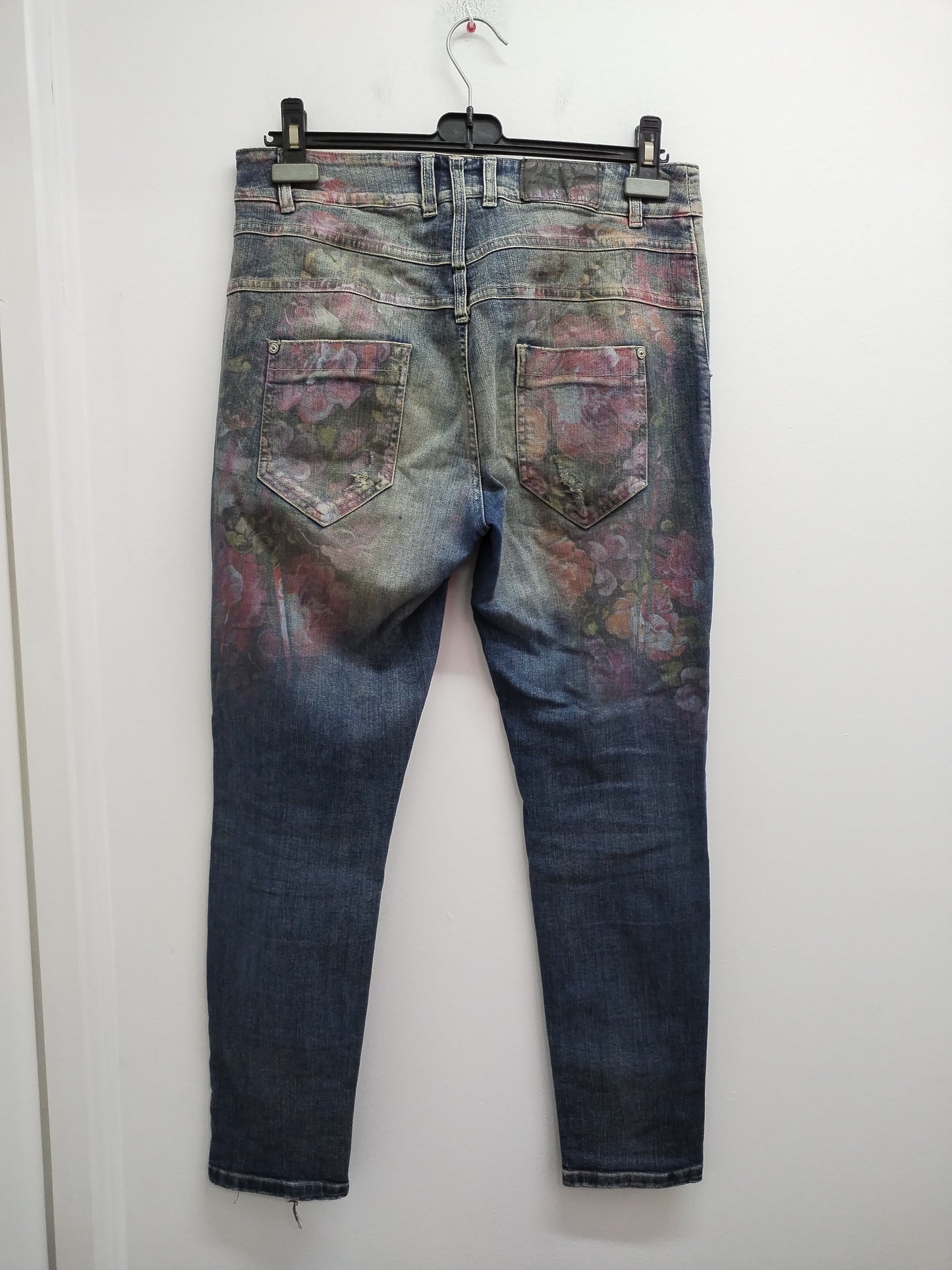 Jeans Maryley bleu délavé fleuri Taille 44