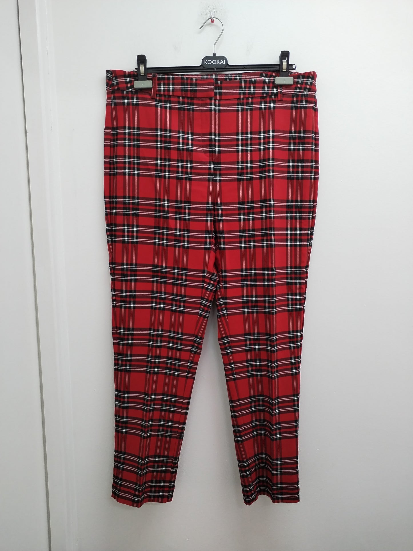 Pantalon rouge à carreaux Taille 48
