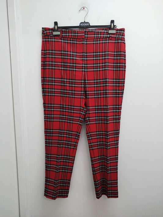 Pantalon rouge à carreaux Taille 48