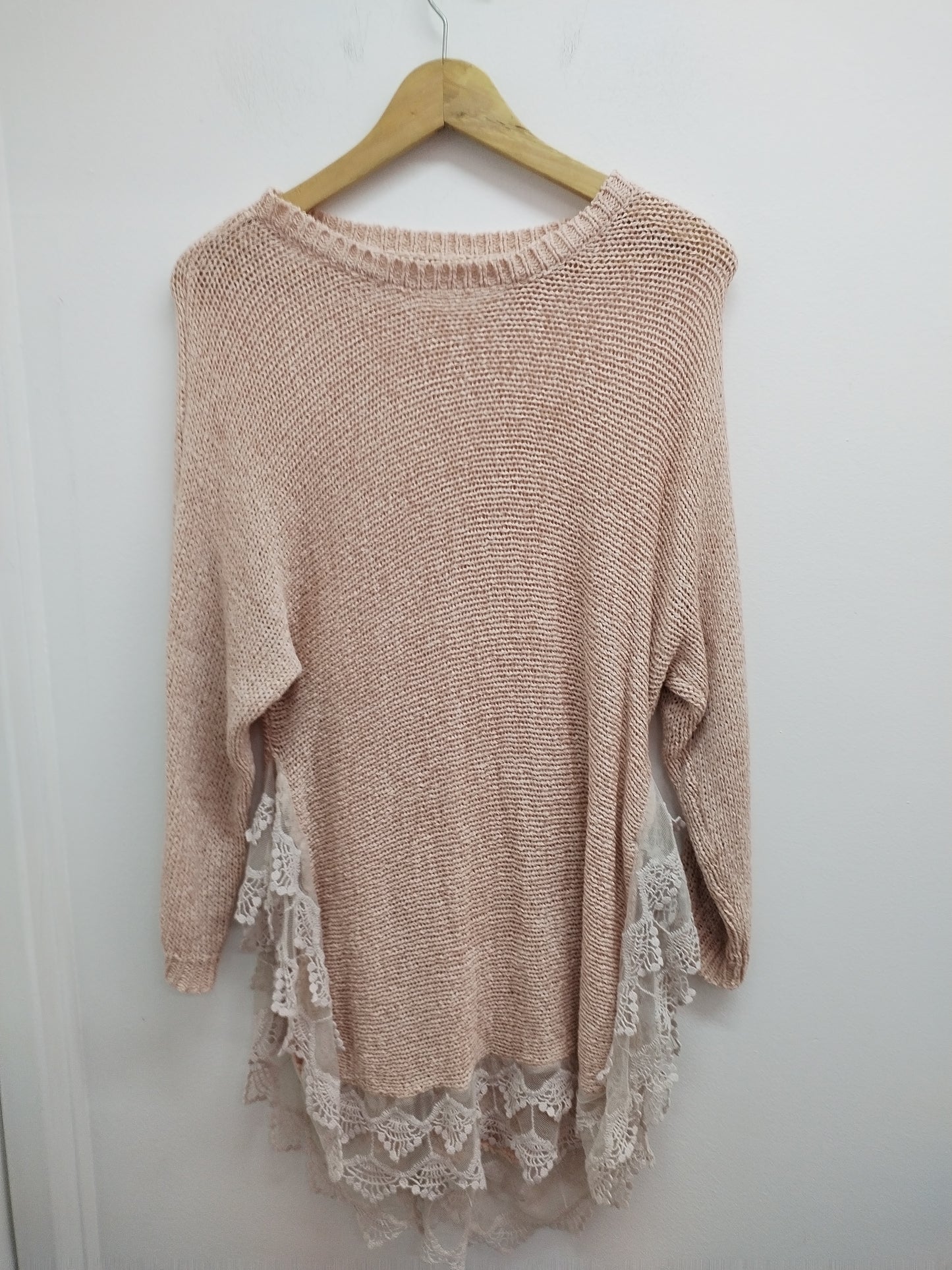 Pull tunique rose en maille avec dentelle Taille M
