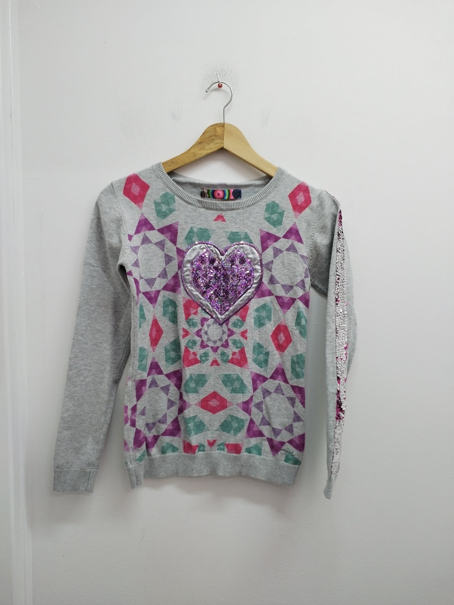 Pull fin Desigual gris imprimé avec strass Taille 11/12 Ans